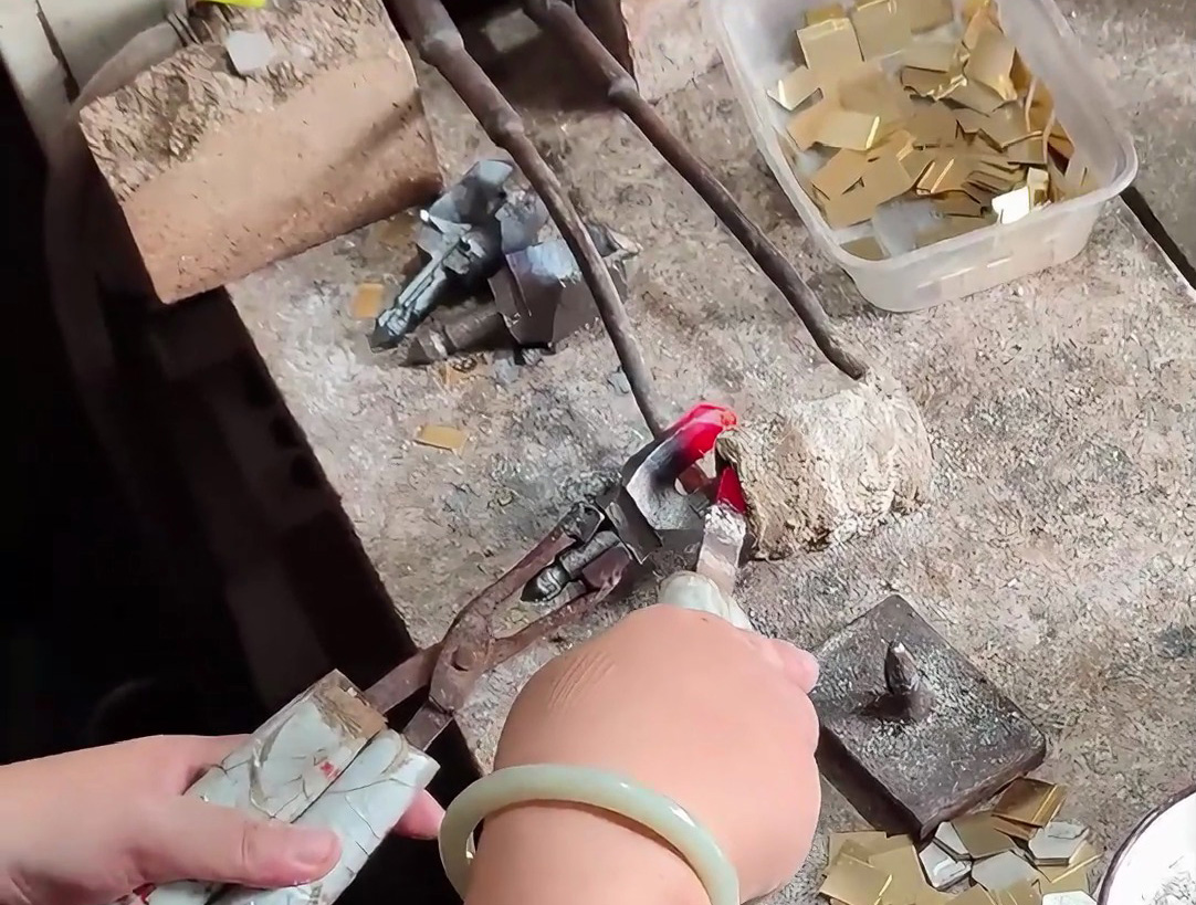 高頻感應(yīng)加熱技術(shù)在礦山鉆頭合金焊接中的工廠實踐