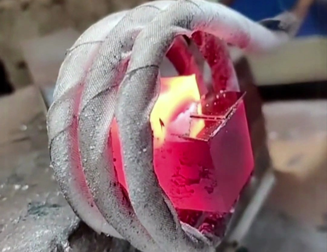 車刀高頻焊接：硬質(zhì)合金與刀體的高效精準結(jié)合工藝