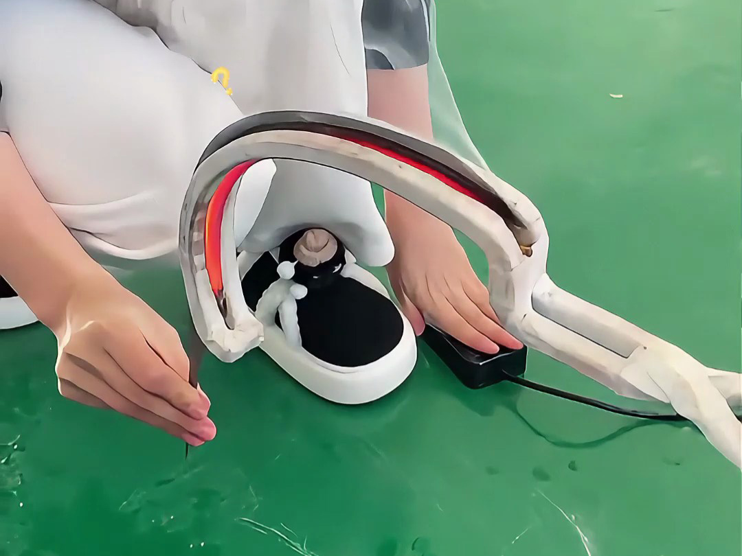 鐮刀淬火工藝大揭秘：傳統(tǒng)火焰 VS 感應(yīng)加熱，高頻 / 超高頻怎么選？