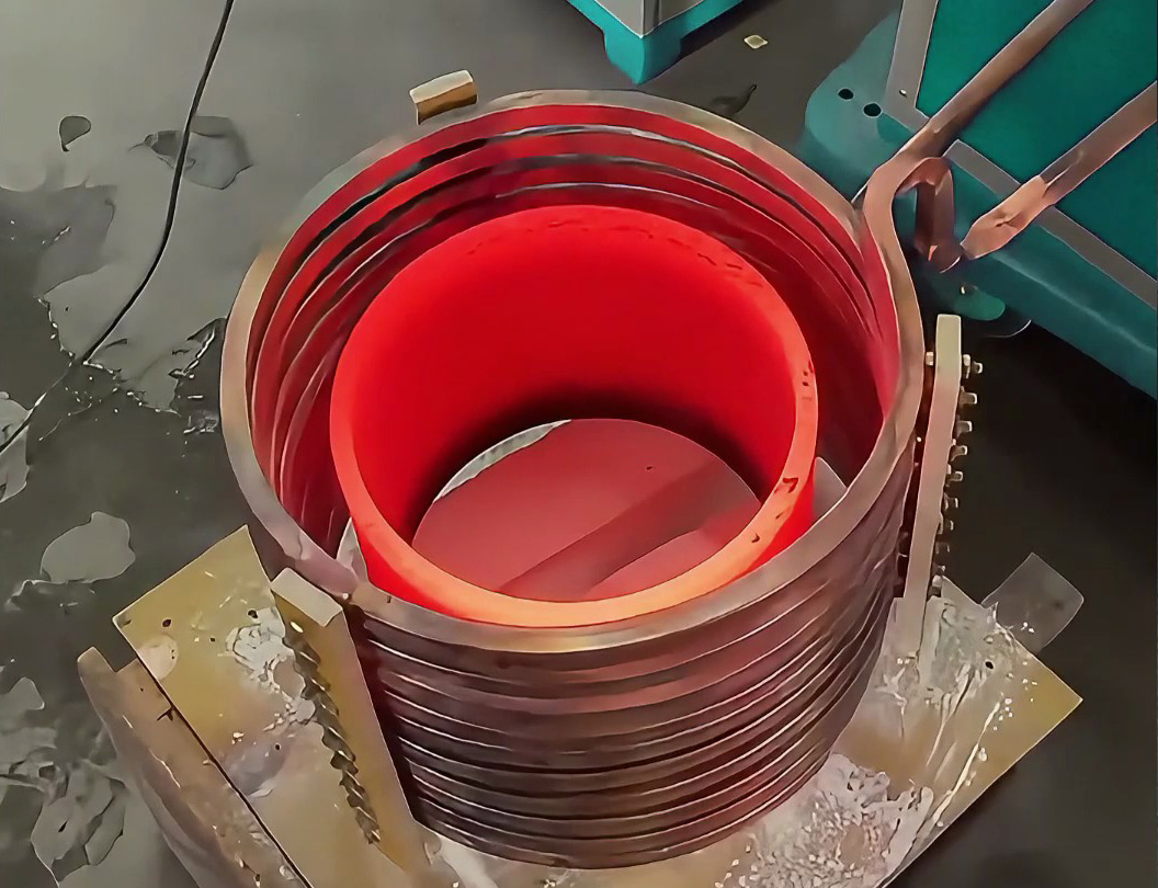 海拓中頻熔煉爐加熱過程曝光！核心線圈測試解密工業神器