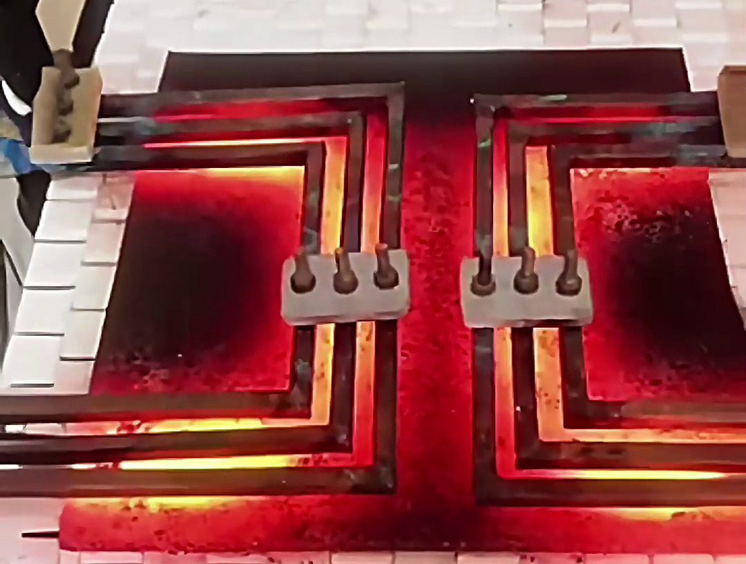 兩臺高頻加熱機+PLC控制系統(tǒng)調(diào)度下,平面加熱效率提升看得見