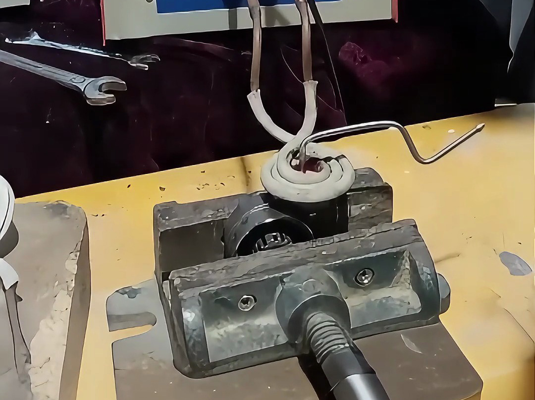 驚呆了!自動高頻感應加熱設備竟能這樣焊接不銹鋼管