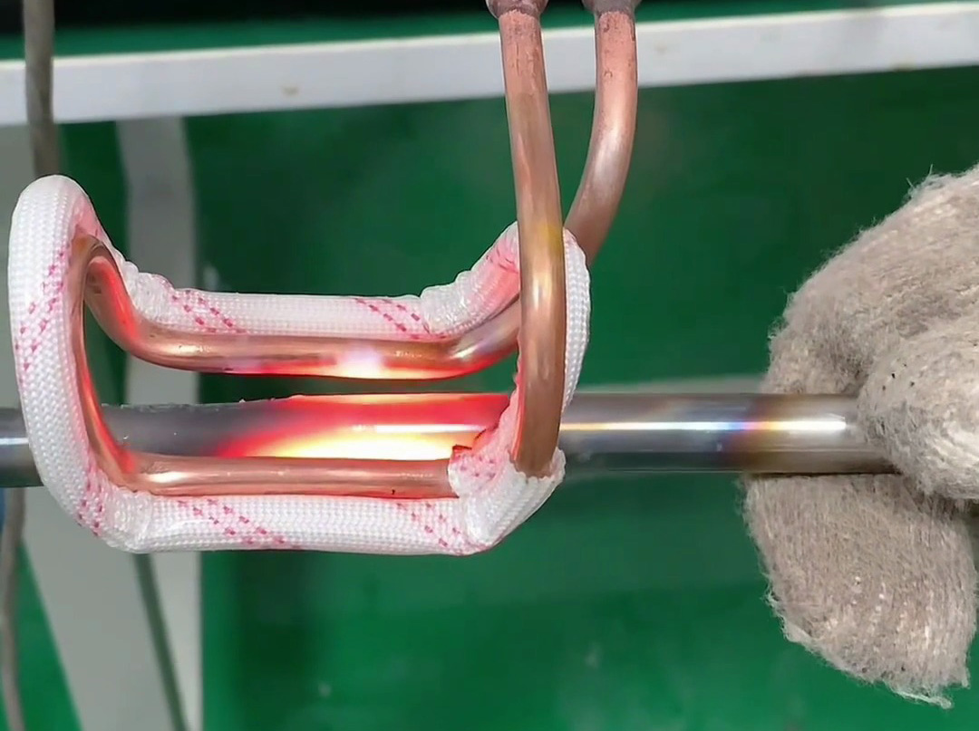 高頻感應加熱設備操作全解析，6秒升溫1000度！